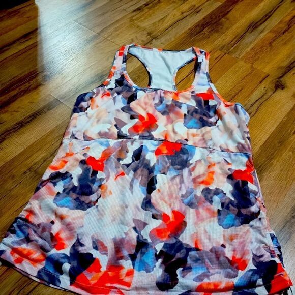 Fabletics Cashel Racerback Tank in Daydream Print - Picture 3 of 6